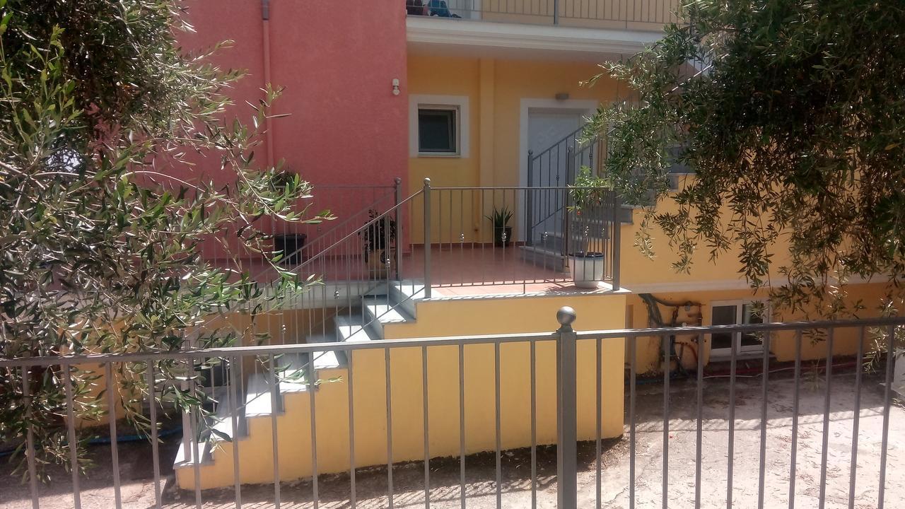 Olive Tree Apartments Parga Exterior foto
